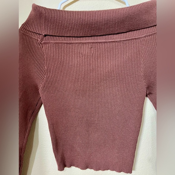 Princess Polly Brown Infinity Off The Shoulder Top NWT - Picture 12 of 12